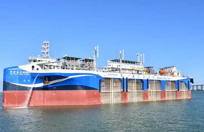 Το πρώτο έξυπνο πλοίο ιχθυοκαλλιέργειας βαθέων υδάτων στον κόσμο παραδόθηκε και τέθηκε σε λειτουργία