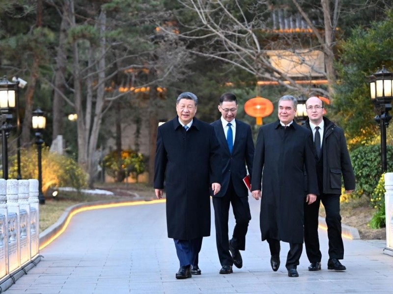 Ο Πρόεδρος Σι ζητά ενίσχυση της συνεργασίας με το Τουρκμενιστάν σε τομείς φυσικού αερίου, εμπορίου και μη πόρων