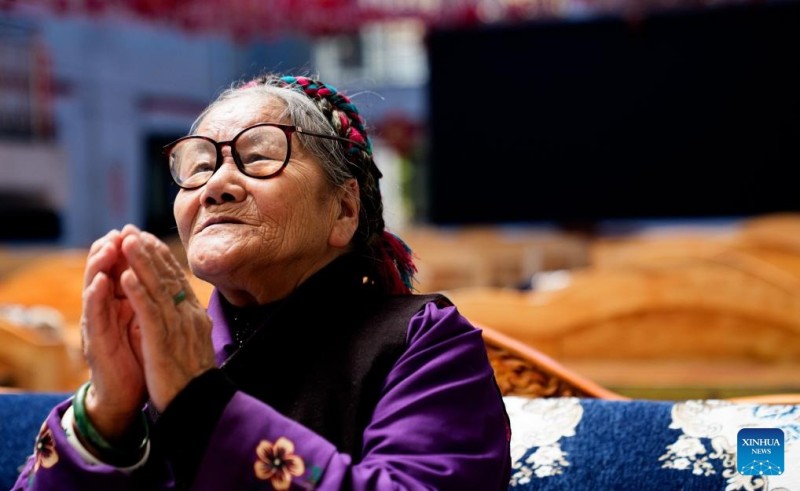 Η νέα ζωή μιας πρώην υποτελούς στη Σιτζάνγκ της Κίνας