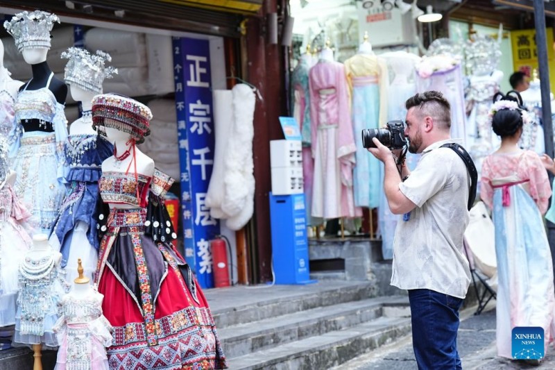 «China Cool»: η Κίνα προσελκύει διεθνείς τουρίστες με πολλούς και διαφορετικούς τρόπους